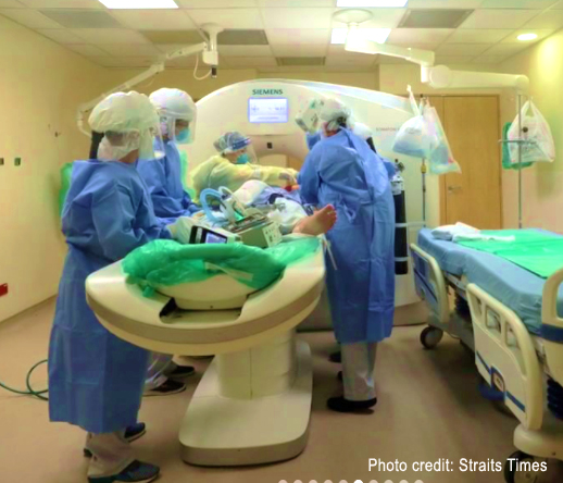 ​Attending to COVID-19 patients on ventilators for scans