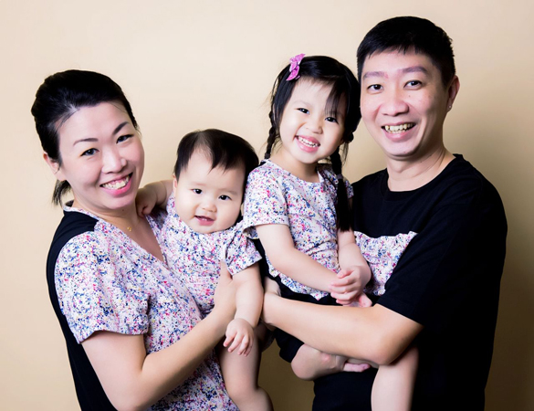  Ms Pearlie Quek is KK Human Milk Bank's top donor this year. She is with her husband Lam Kok Sion and their daughters, Chloe (left) and Charlotte.  PHOTO COURTESY OF PEARLIE QUEK 