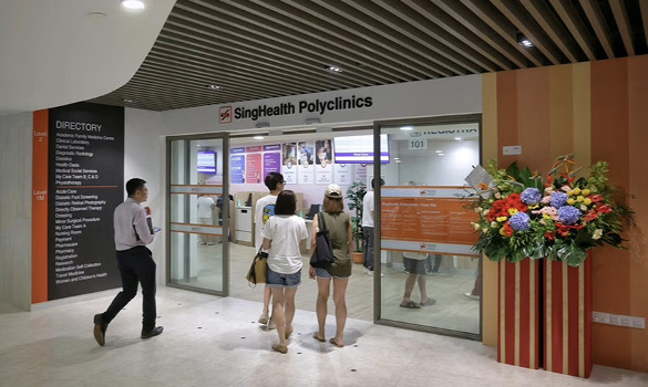  ​Located within the new Pasir Ris Mall, the facility is four times bigger than before and has added dental and physiotherapy services.ST PHOTO KEVIN LIM  