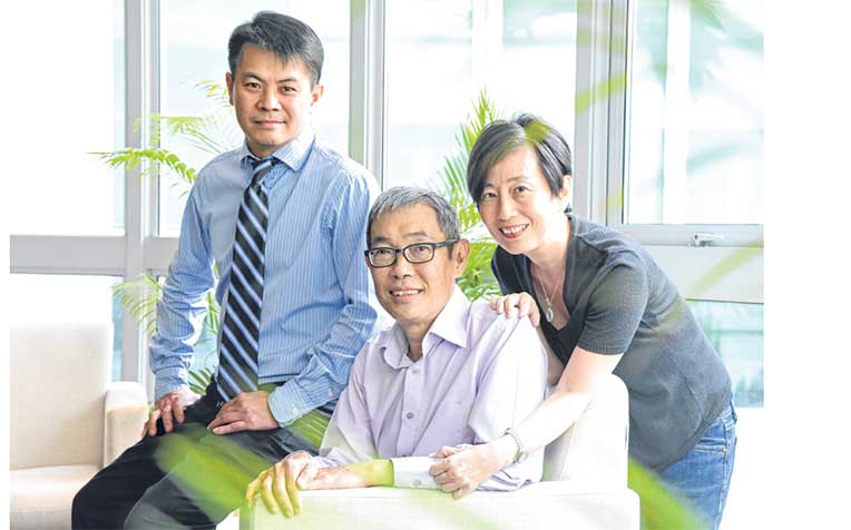 Two months after Chinese New Year last year, Mr Tan was told he had just weeks to live but the use of pembrolizumab by Dr Tan to treat his
cancer turned things around and has kept Mr Tan alive for eight months and counting.