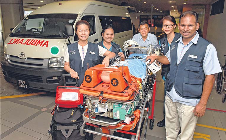 ferries critically-ill children who need medical support to hospital.