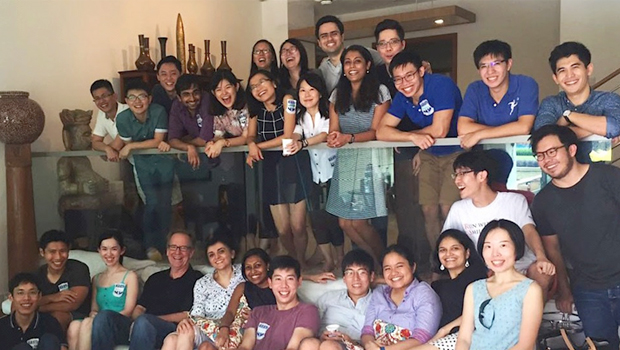  ​Duke-NUS LIC students with Prof Thomas Coffman, Dean of Duke-NUS (seated, third from left) and Dr Shiva Sarraf-Yazdi, Assistant Dean for Educational Strategies & Programme Development, Duke-NUS