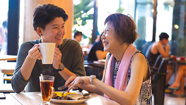  ​​Ms Maple Lai donated her liver to her mum, Mdm Ong Hueh Min, who is now on the road to recovery