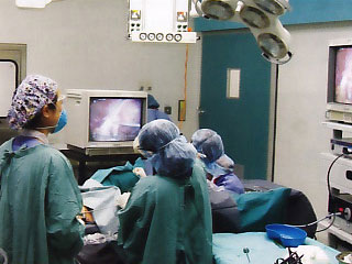 surgical treatment of endometriosis and ovarian cysts