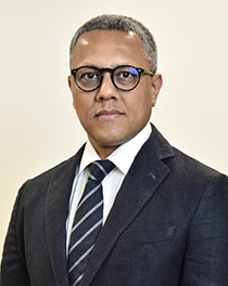 Dr Manish Kaushik